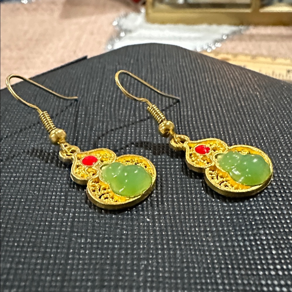 Jade Prosperity Moneybag Earrings in Gold-tone